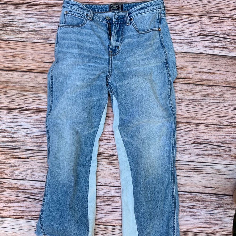 Abercrombie&Fitch high rise wide leg crop jeans